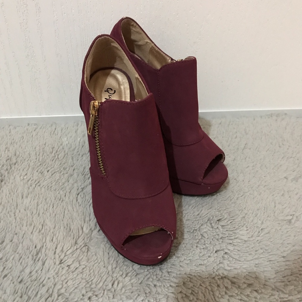 Burgundy red open toed heels